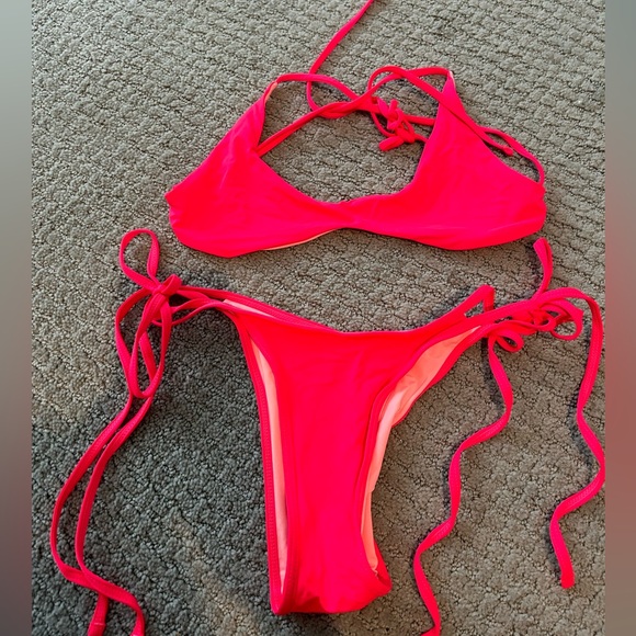 Oneoneswim bikini set - Picture 2 of 5